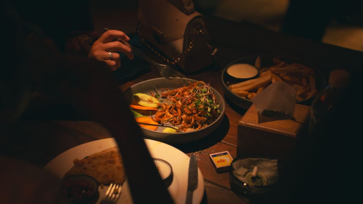 Sizzler dish being served at KohBar